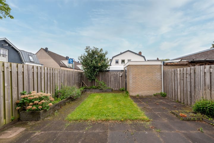 Foto 19 van Middellaan 10