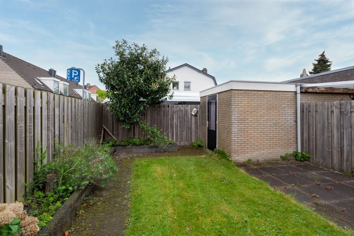 Foto 20 van Middellaan 10