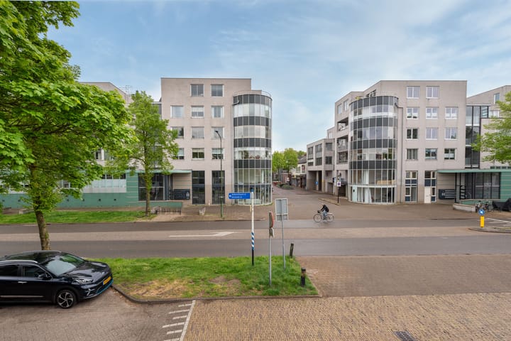 Foto 27 van Middellaan 10