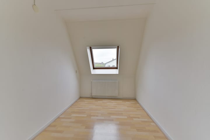 Foto 30 van Middellaan 10