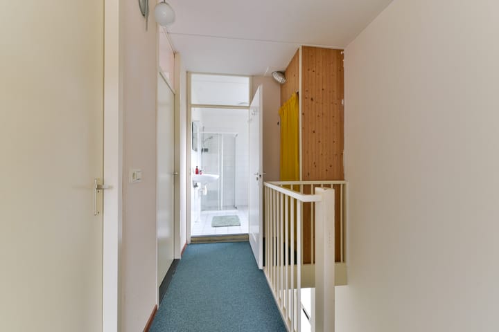 Foto 36 van Middellaan 10