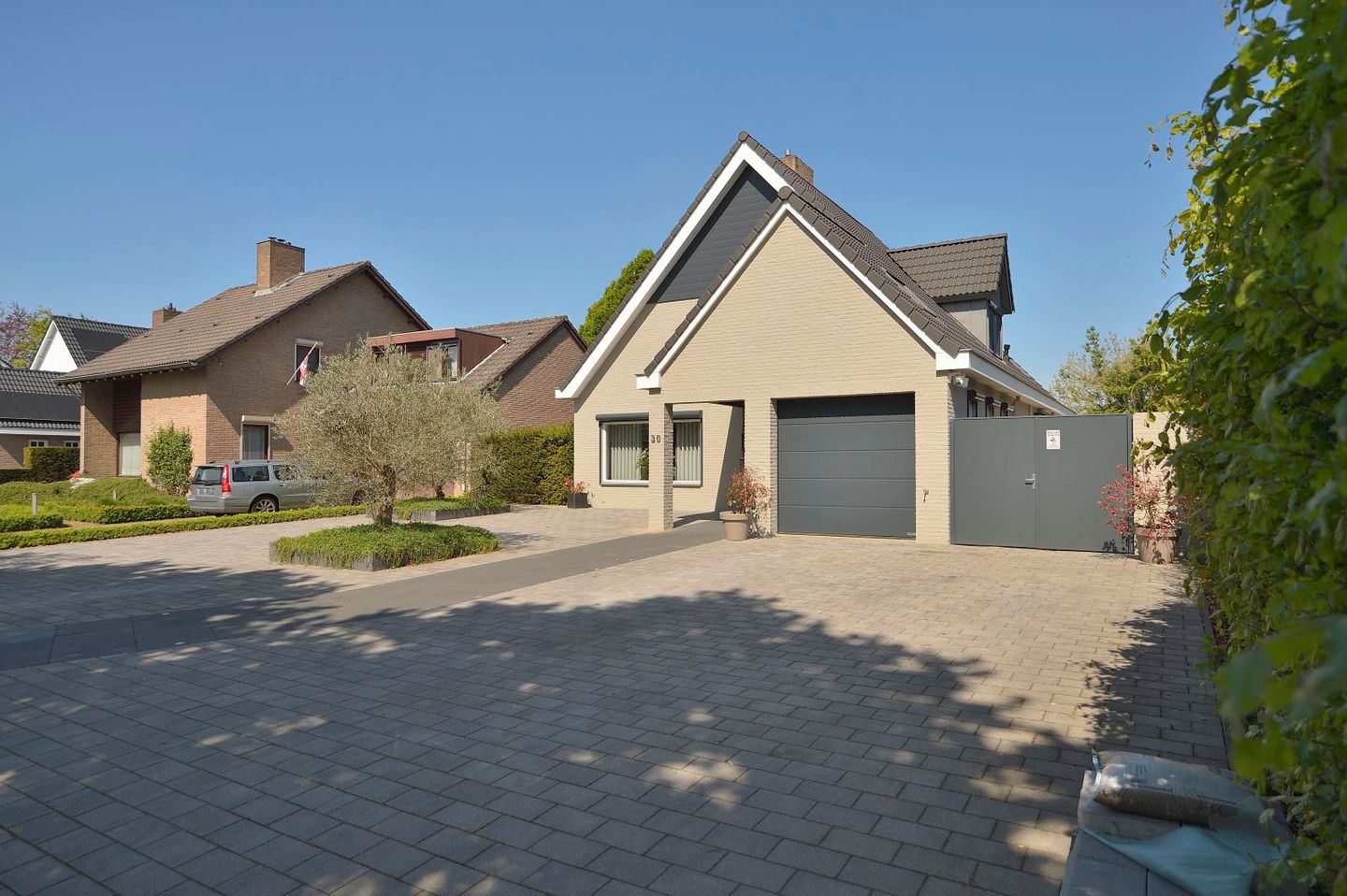 Foto 4 van Van Hövell tot Westerflierhof 30