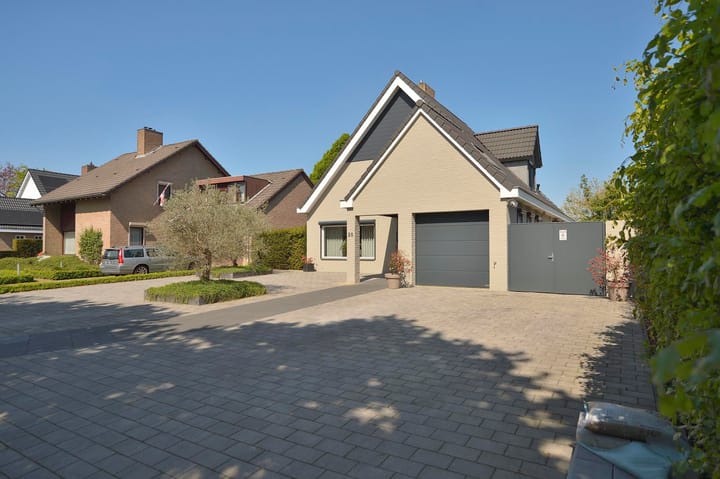 Foto 4 van Van Hövell tot Westerflierhof 30