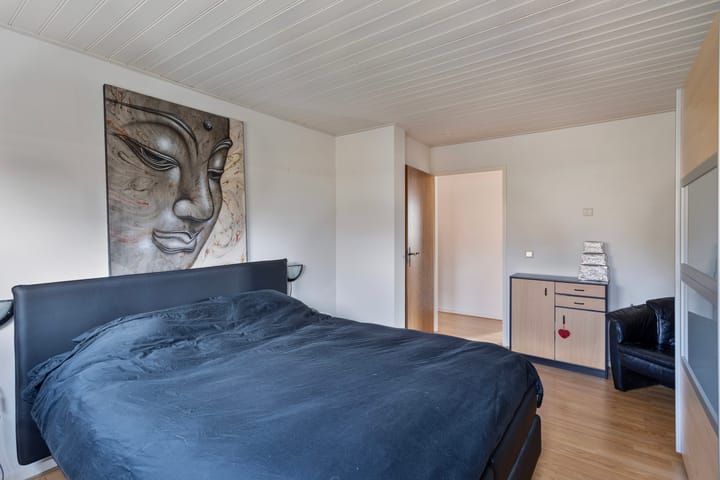 Photo 17 of Van Brederodestraat 14