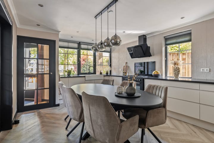 Foto 3 van Leedsstraat 10