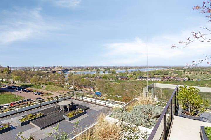 Foto 40 van Barbarossastraat 135