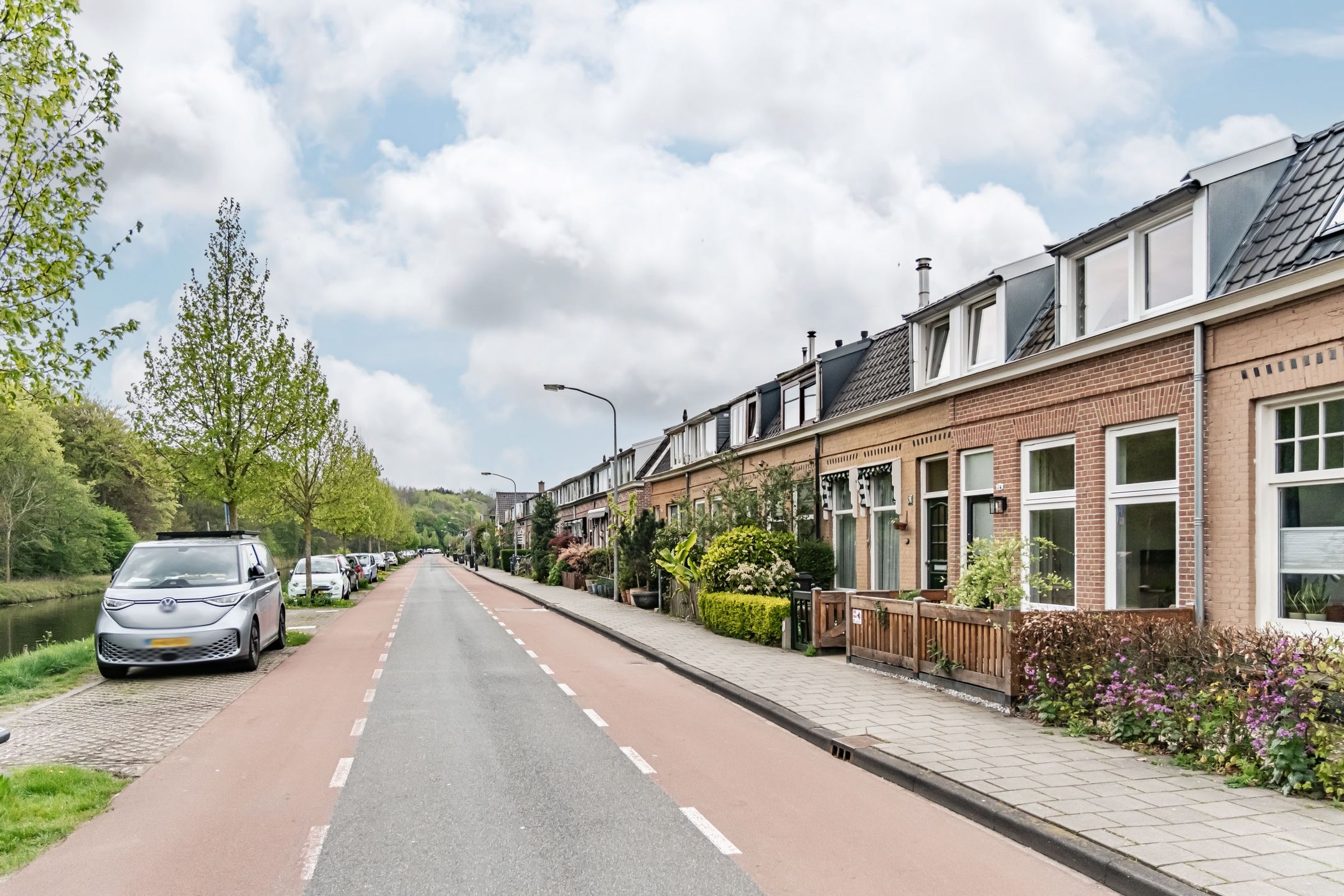 Photo 36 of Leidsevaart 74