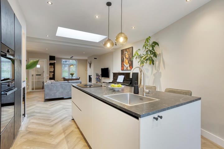 Foto 16 van Molenstraat 44