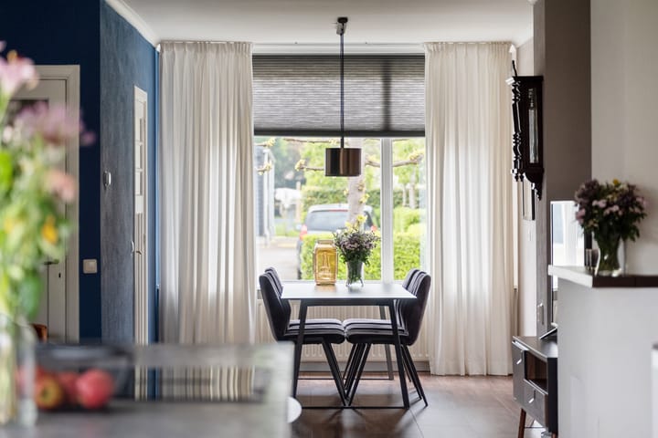 Photo 6 of Admiraal de Ruyterstraat 105