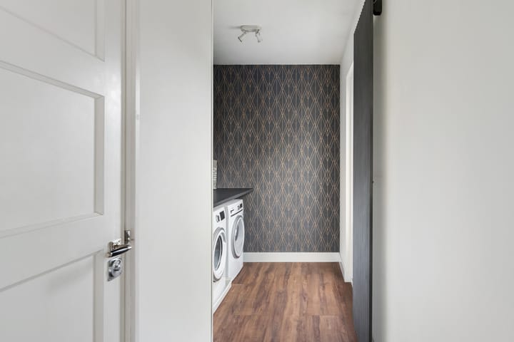 Photo 13 of Admiraal de Ruyterstraat 105