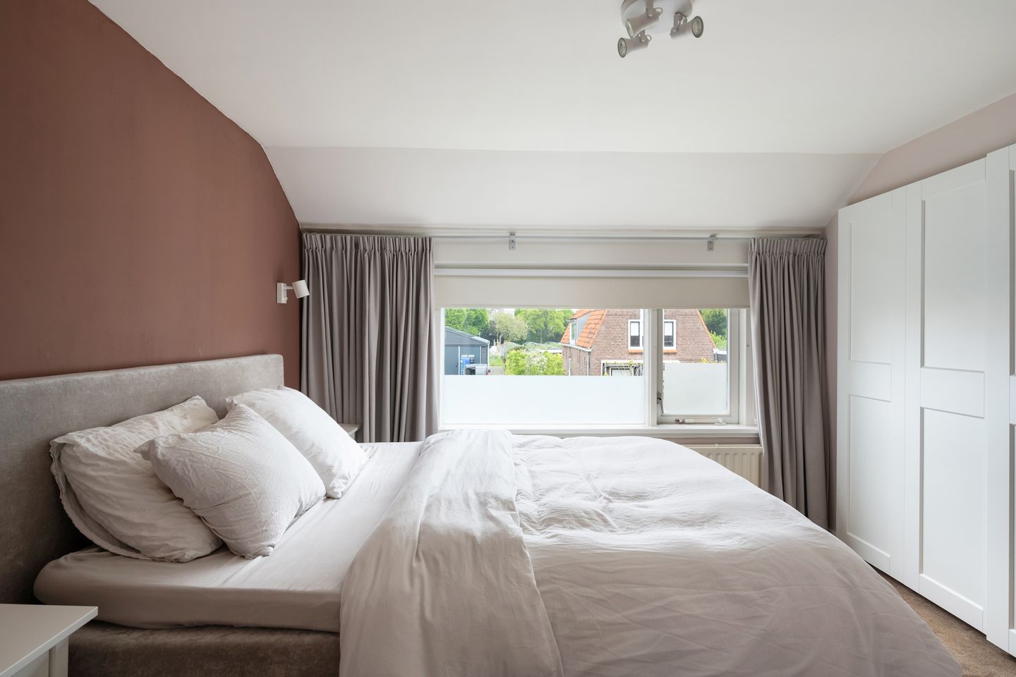 Foto 19 van Admiraal de Ruyterstraat 105