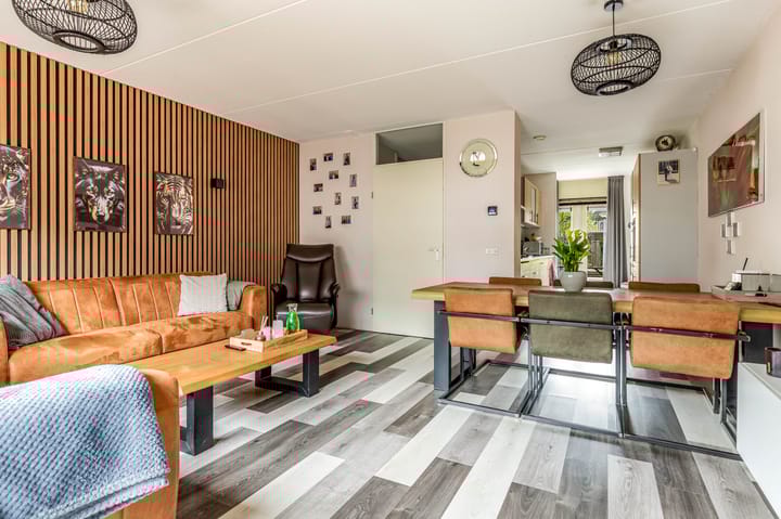 Foto 15 van Brancusistraat 3