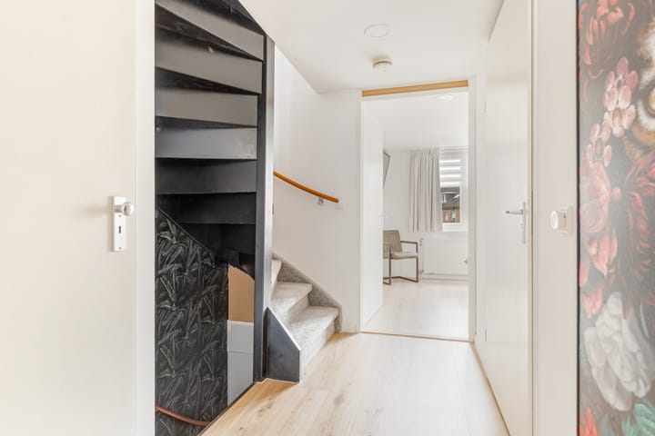 Foto 33 van Brancusistraat 3