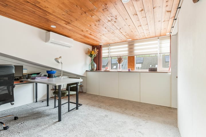 Foto 36 van Brancusistraat 3