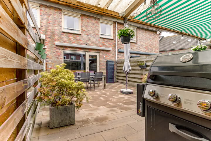 Foto 46 van Brancusistraat 3