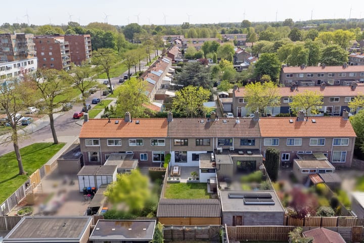 Foto 38 van Groenlandstraat 45