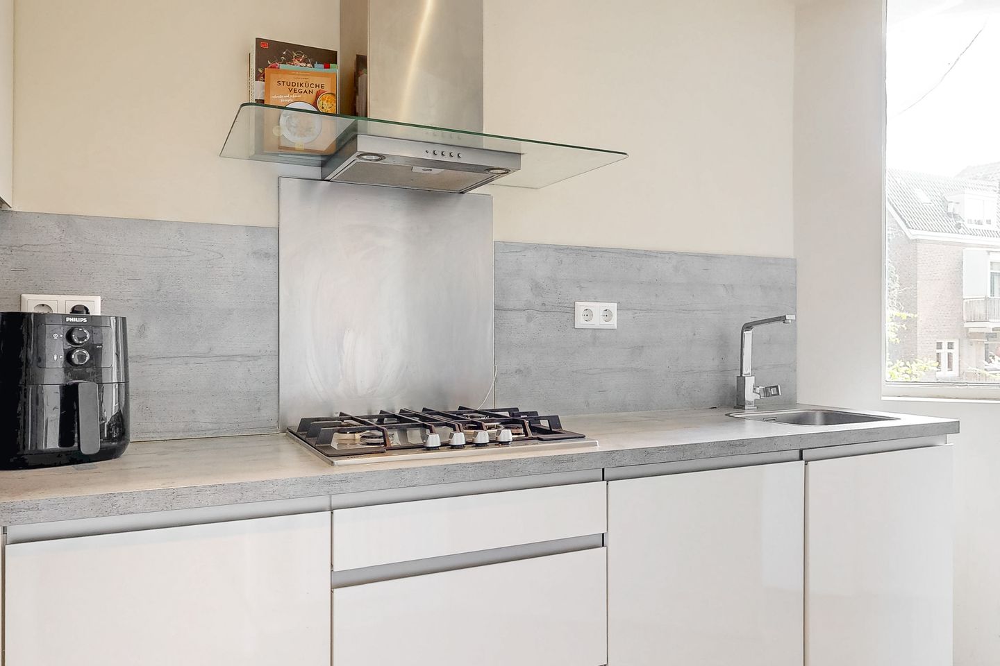 Foto 10 van Van Hilligaertstraat 6-B