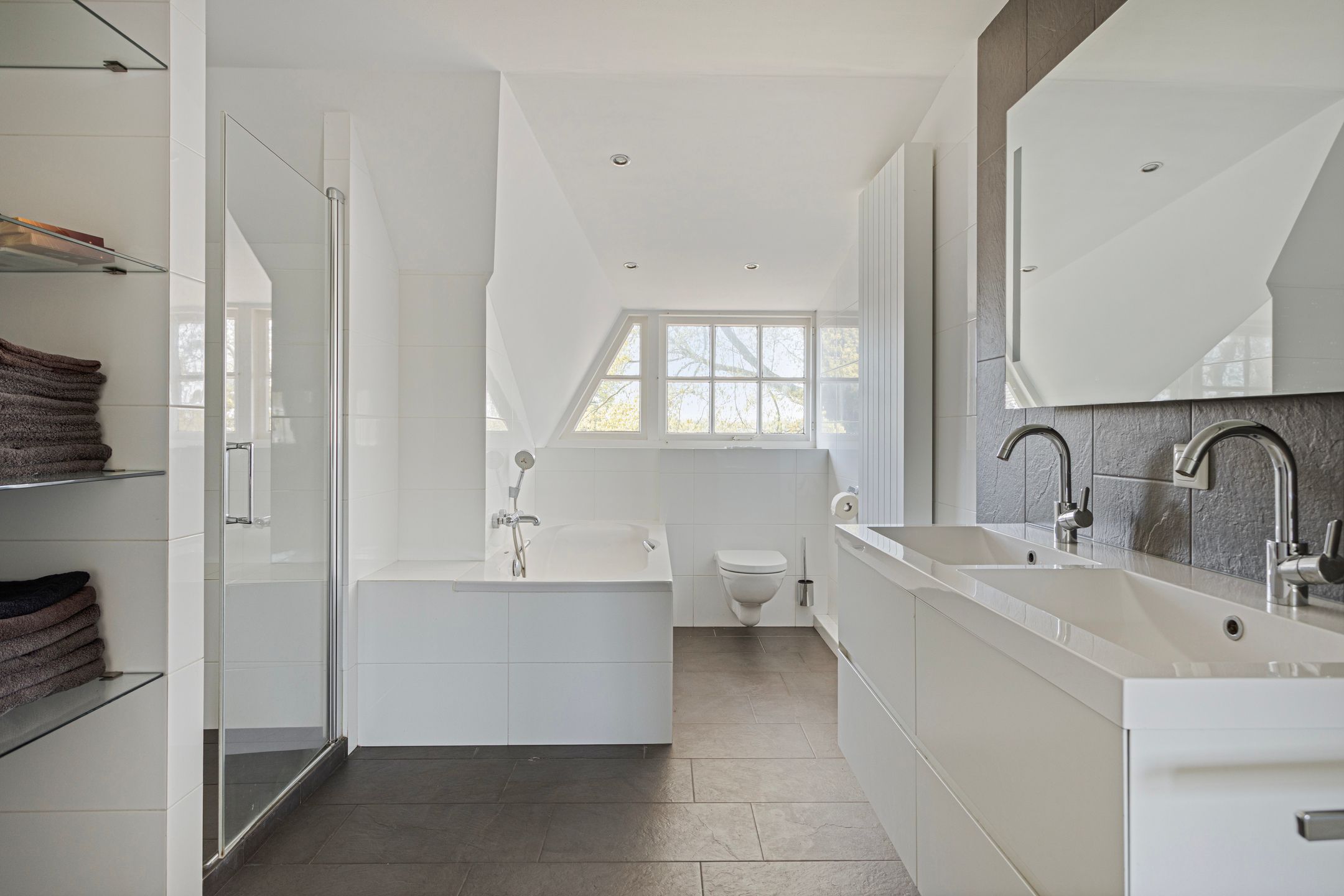 Photo 24 of Graspeel 42