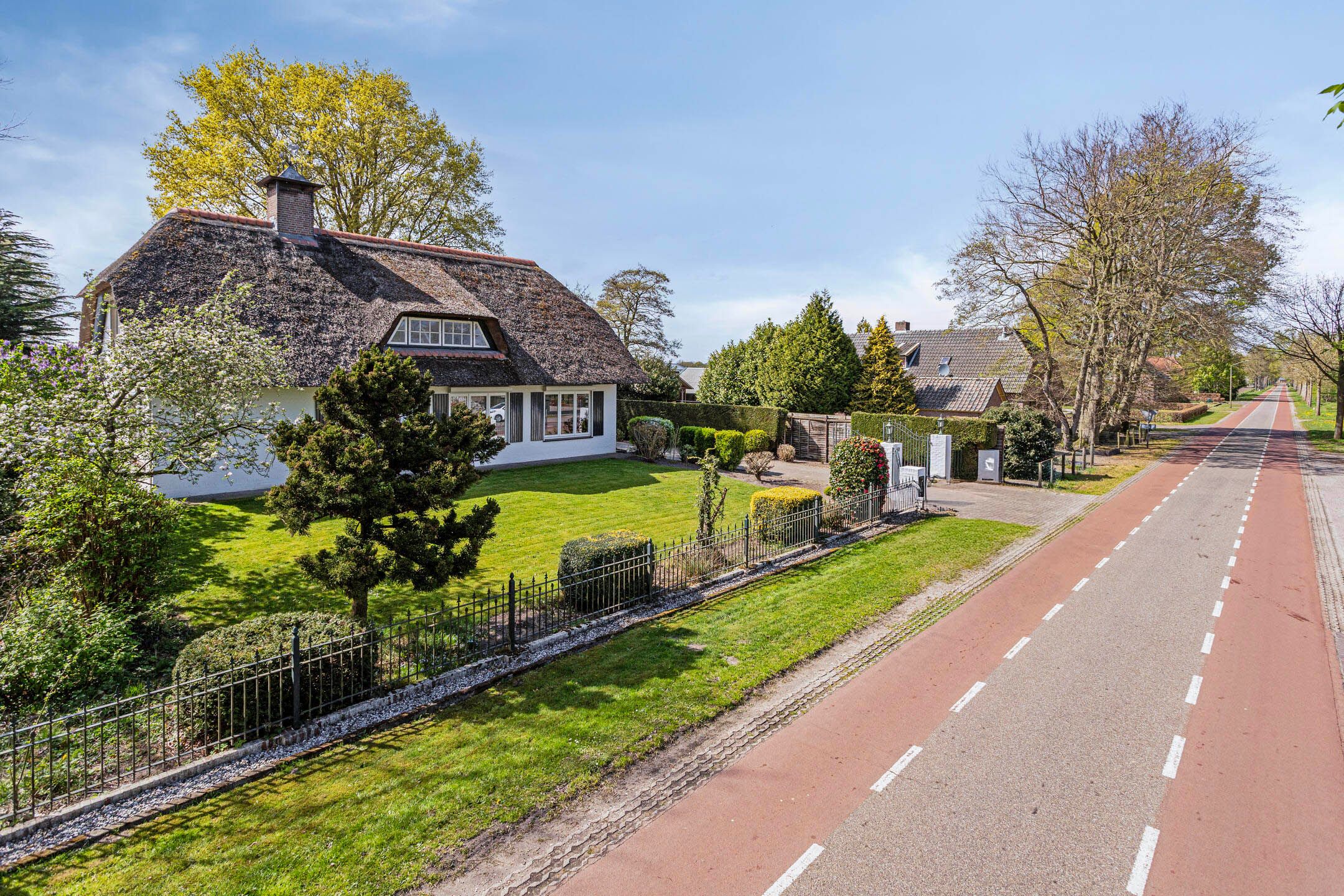 Photo 45 of Graspeel 42