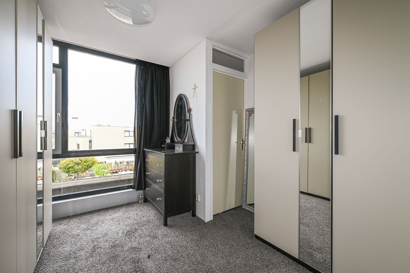 Foto 29 van Lisdoddestraat 68