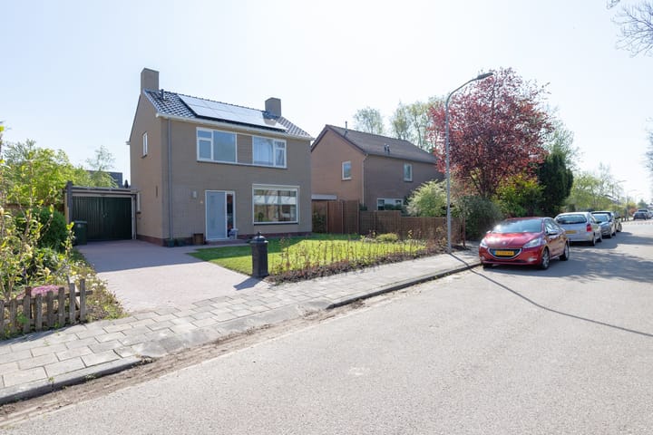 Foto 2 van Burg Cleveringalaan 6