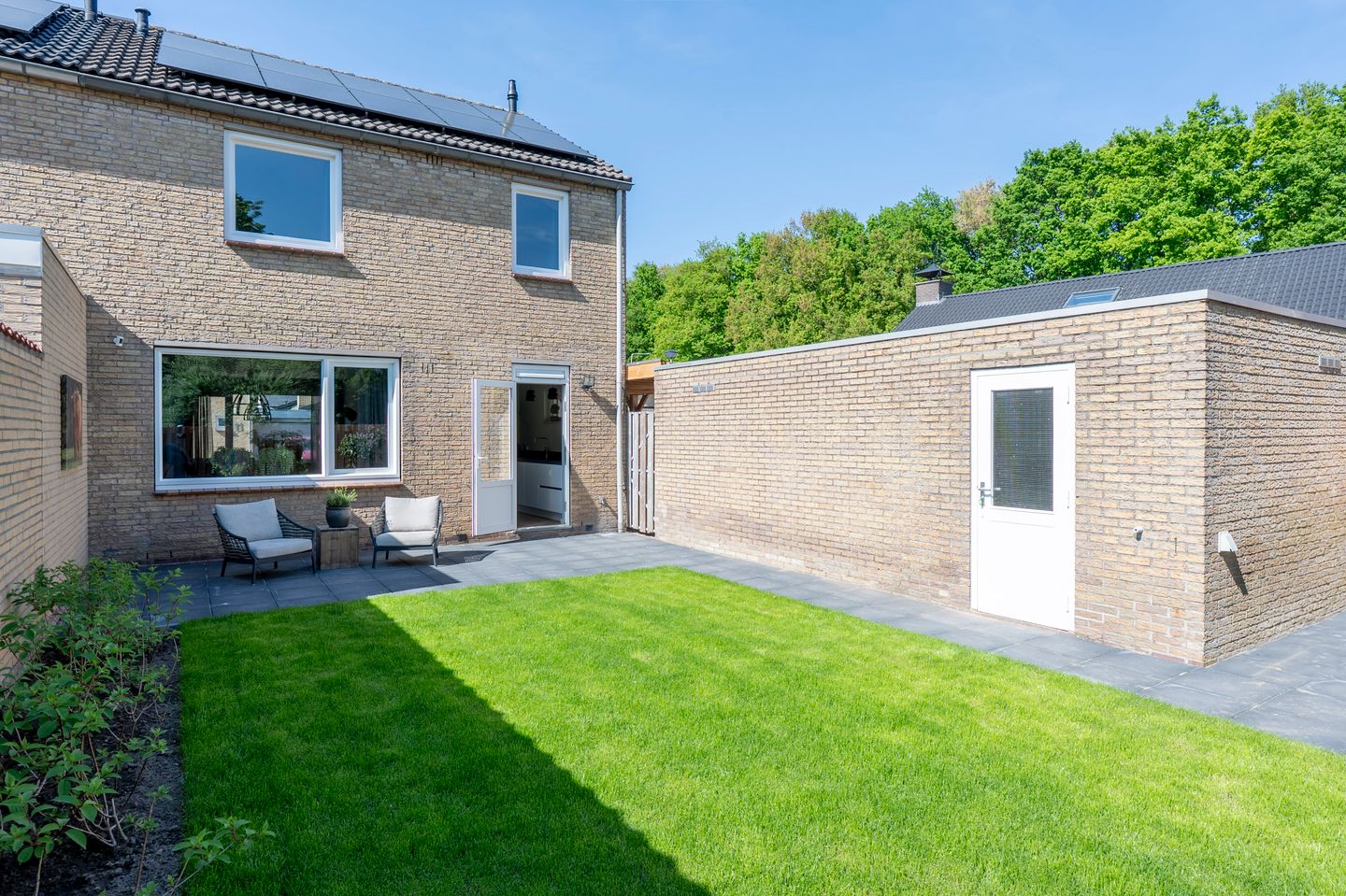 Foto 25 van Burg. Paulssenstraat 12