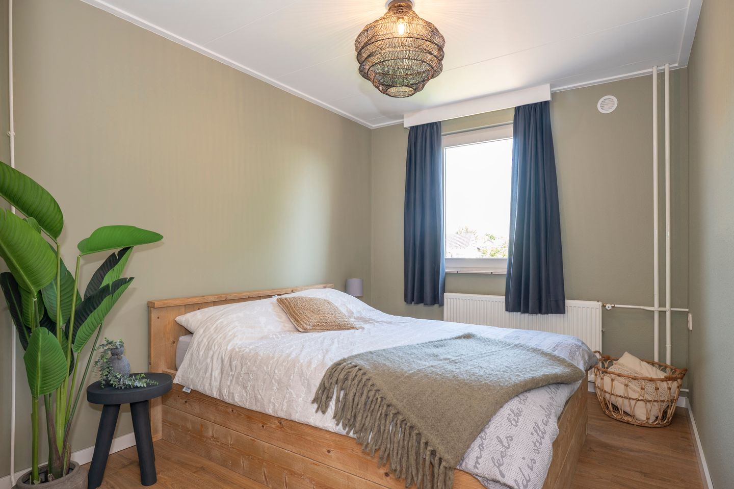 Foto 35 van Burg. Paulssenstraat 12