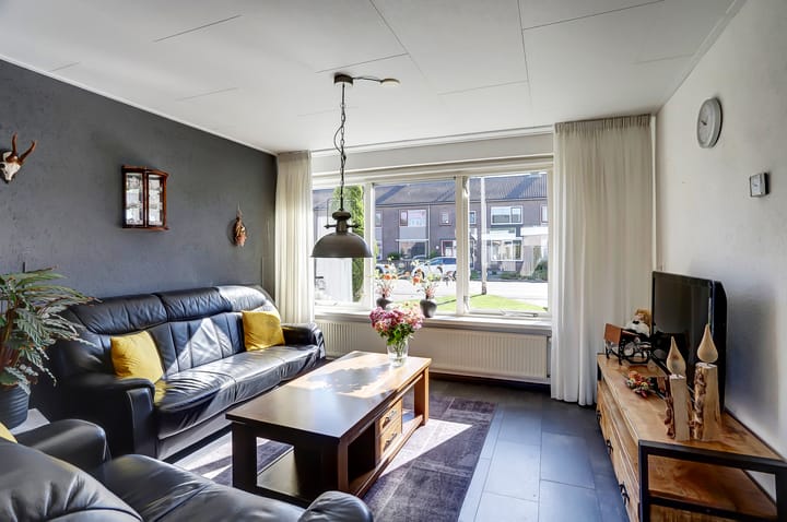 Foto 3 van Baarlelaan 54