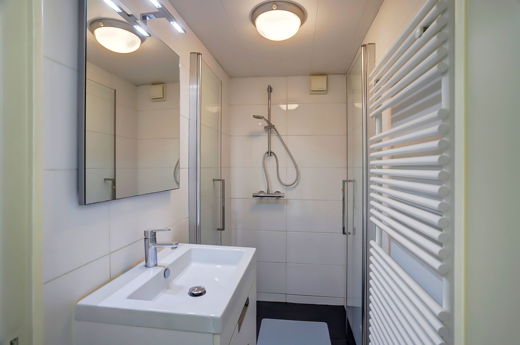 Foto 15 van Baarlelaan 54