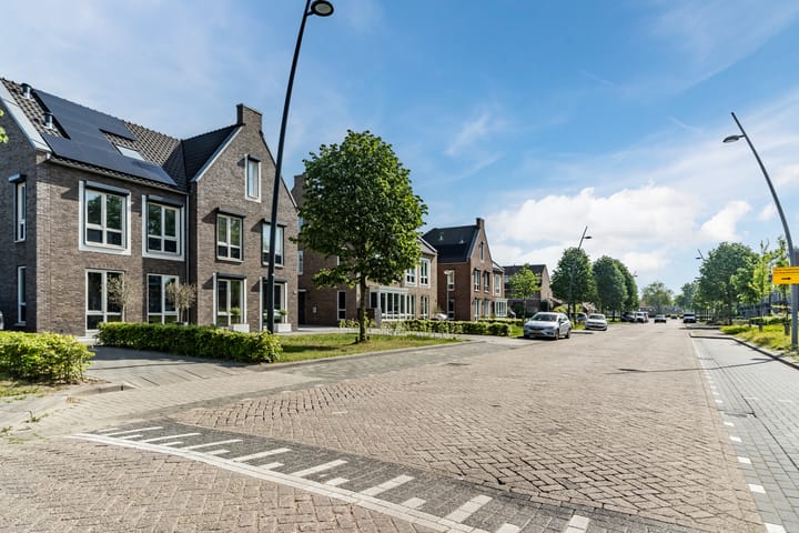 Photo 7 of Loevensteinlaan 16