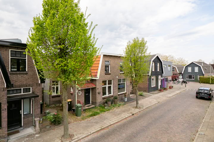 Photo 36 of Lindenweg 47