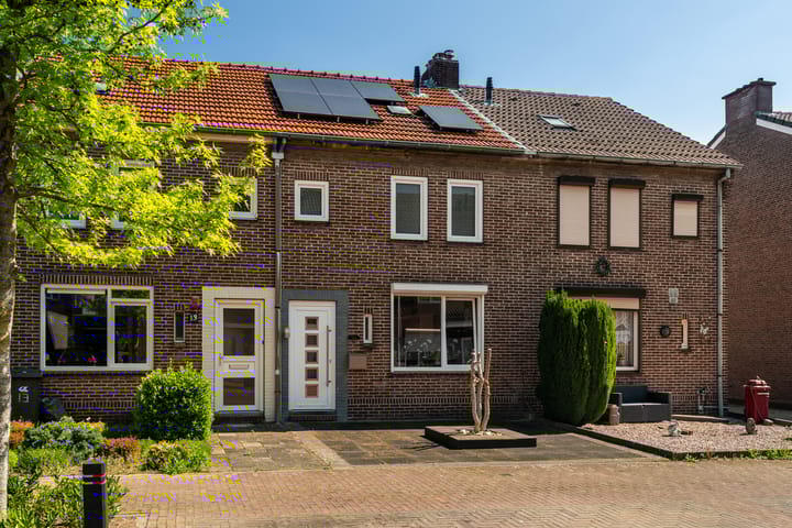 Foto 1 van Russelstraat 15