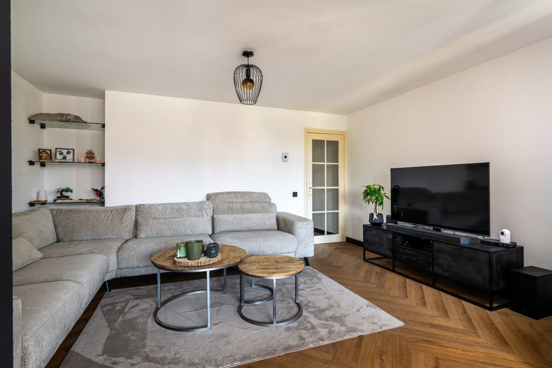 Foto 8 van Russelstraat 15