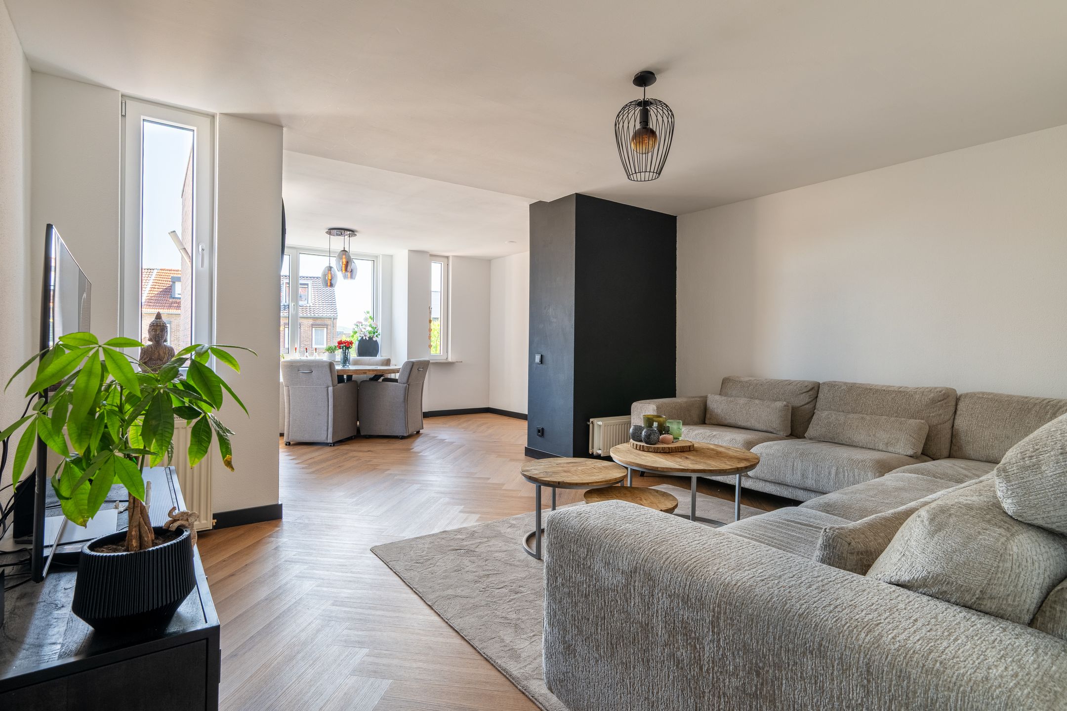 Foto 9 van Russelstraat 15