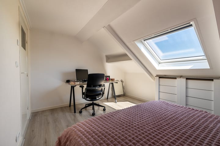 Foto 21 van Russelstraat 15