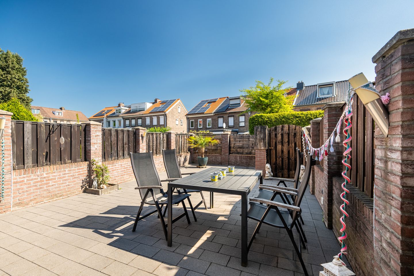 Foto 25 van Russelstraat 15