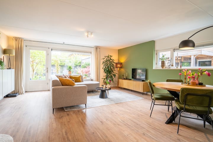 Foto 2 van Bitterzoetlaan 9