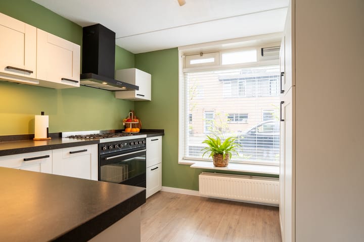 Foto 11 van Bitterzoetlaan 9