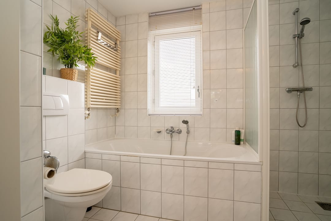 Foto 23 van Bitterzoetlaan 9