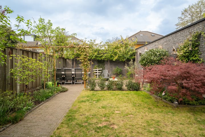 Foto 31 van Bitterzoetlaan 9