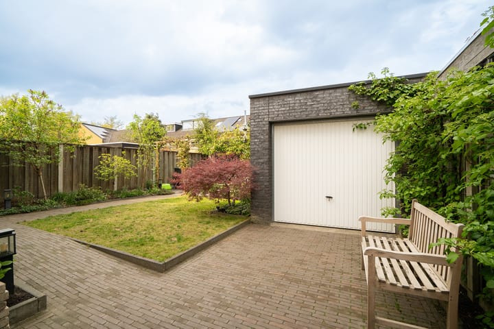 Foto 37 van Bitterzoetlaan 9