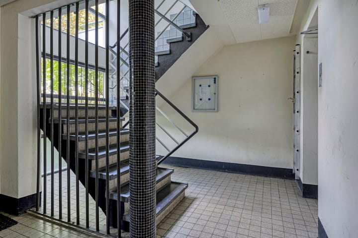 Photo 20 of Van der Helmstraat 438