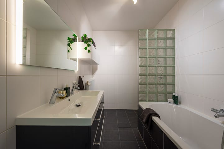 Photo 37 of De Werf 209