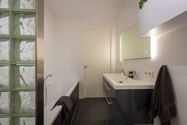 Photo 38 of De Werf 209