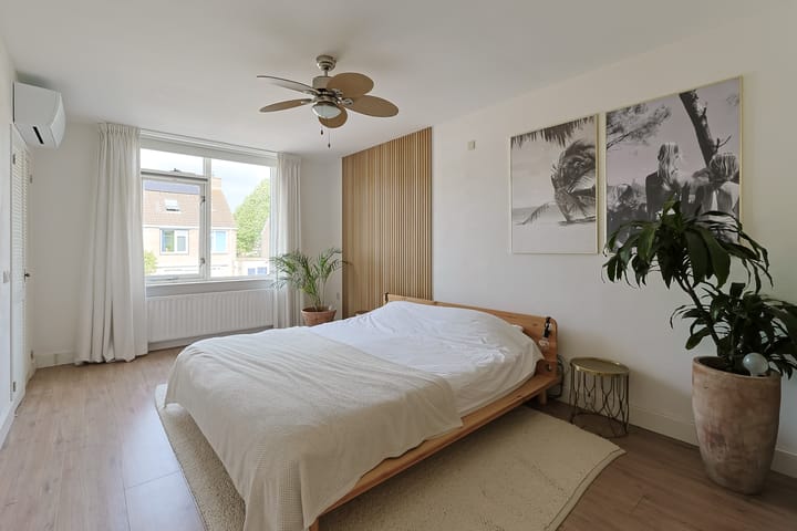 Foto 33 van Gesina van der Molenstraat 11