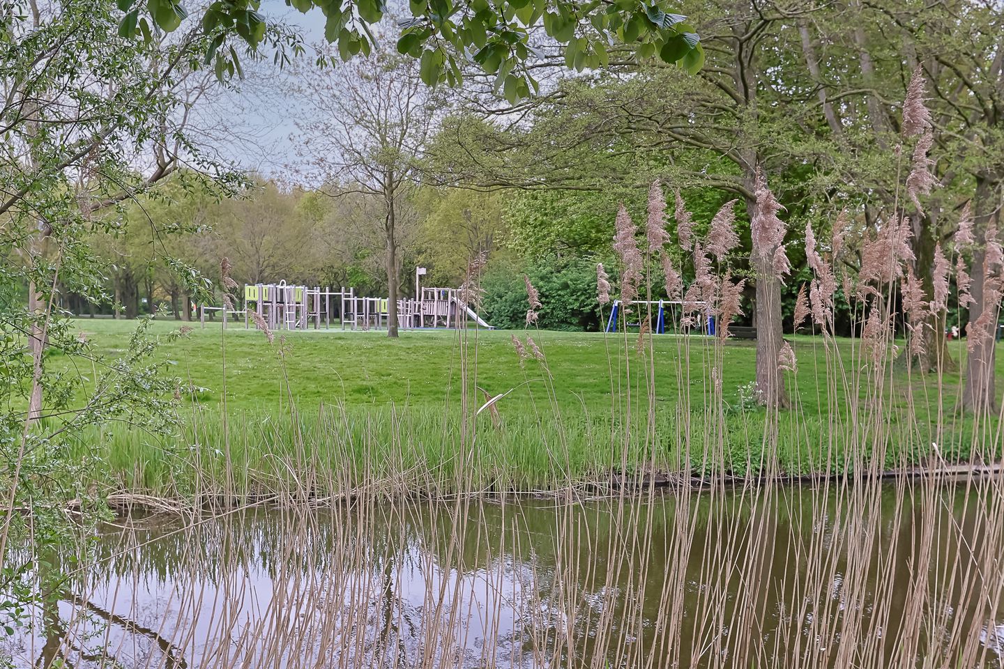 Foto 70 van Gesina van der Molenstraat 11