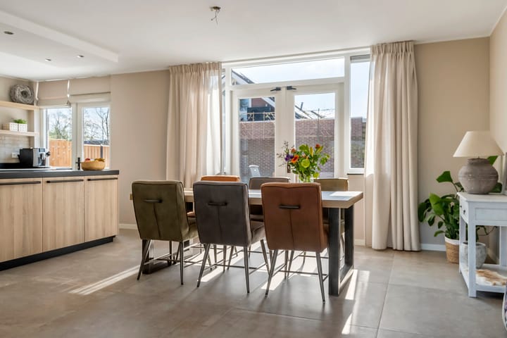 Foto 4 van Dokter Asjeslaan 1