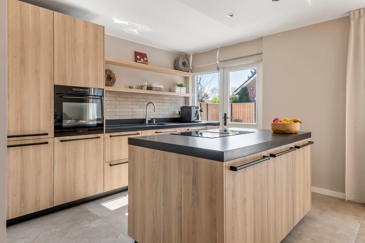 Foto 16 van Dokter Asjeslaan 1