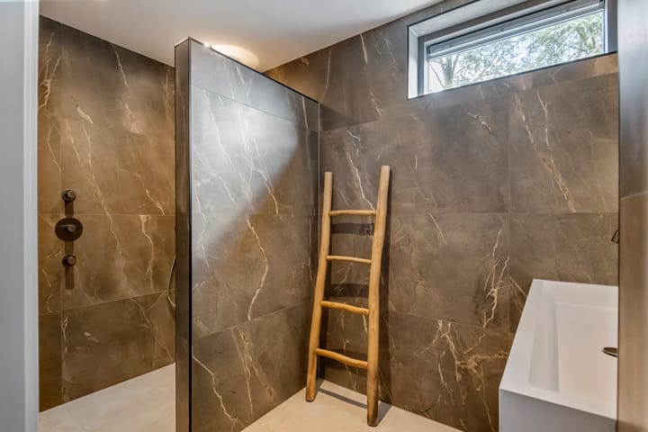 Foto 26 van Dokter Asjeslaan 1