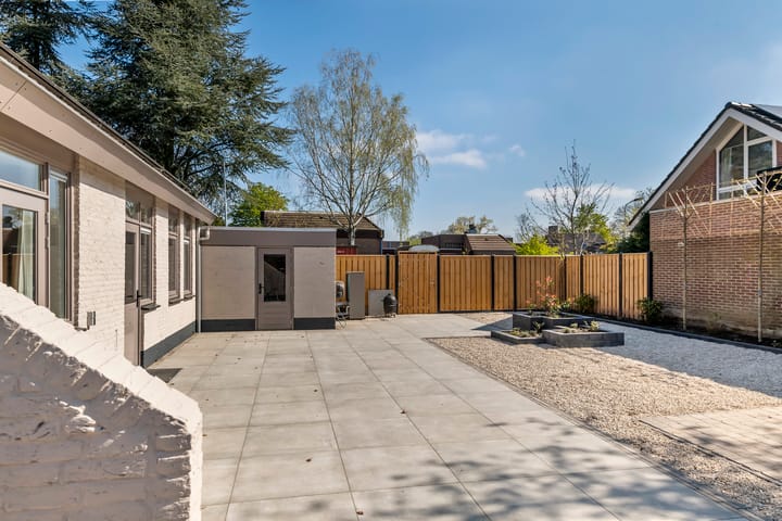 Foto 33 van Dokter Asjeslaan 1